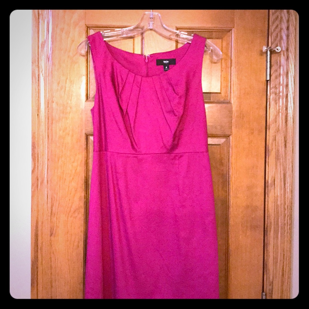 Fuchsia pencil dress with zipper